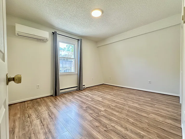 1012 Montreat Rd — Photo 14