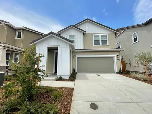 3434 Auburn Leaf Loop Photo 1