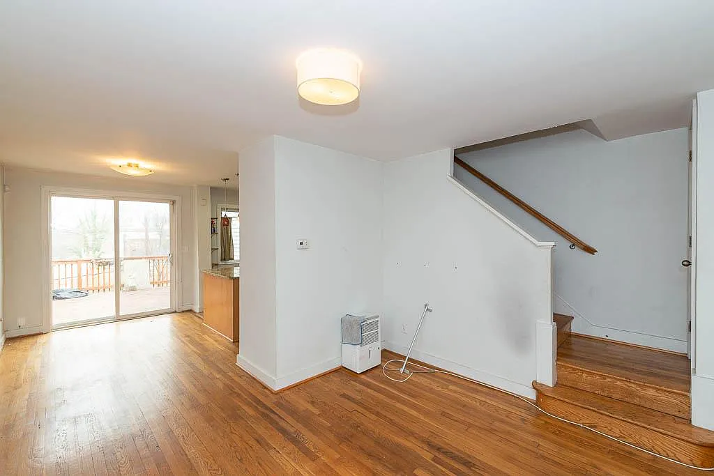 4314 Gorman Ter SE photo 1