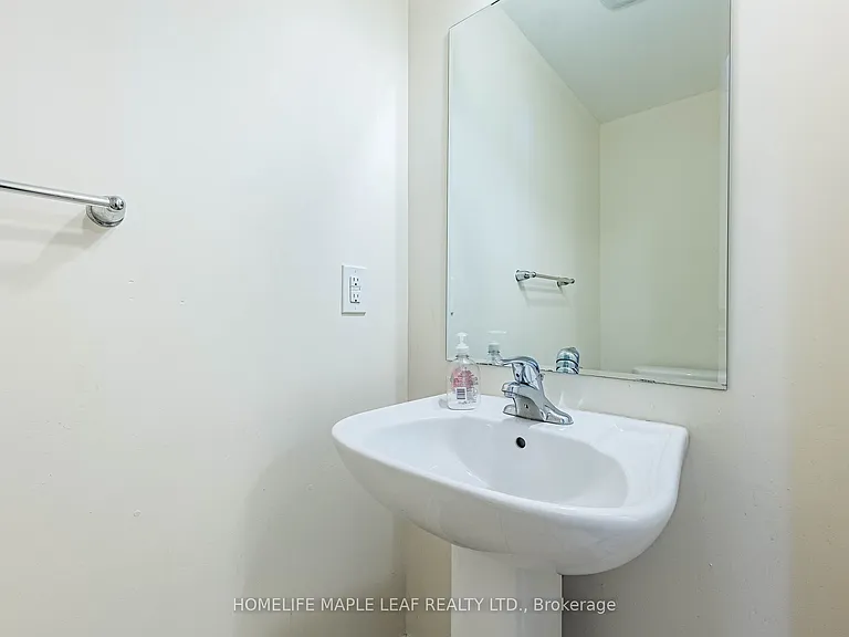 67 Benhurst Cres — Photo 27
