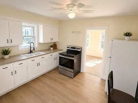 491 Webster St #2 — Photo 4