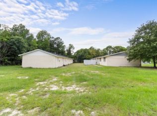 1217 Pineview St APT 4, Fayetteville, NC 28311