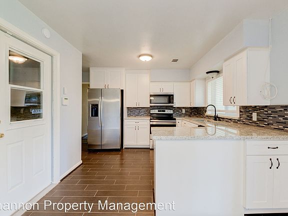 4th image of 3707 Gardendale Dr