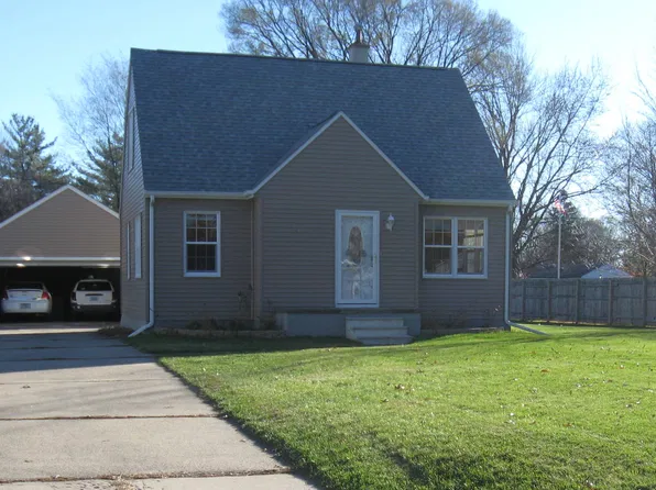 240 Fairfield St, Waterloo, IA 50703