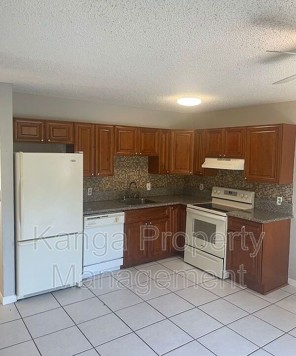 1st image of 3513 Coral Springs Dr