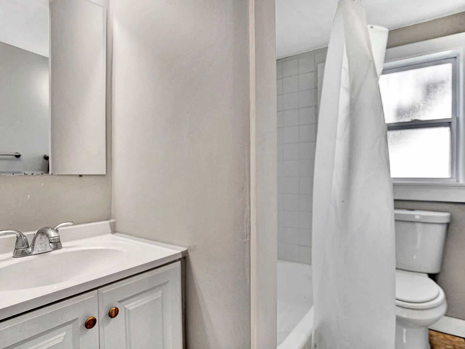 3 bed, 1247 sqft, $2,799 — Photo 3