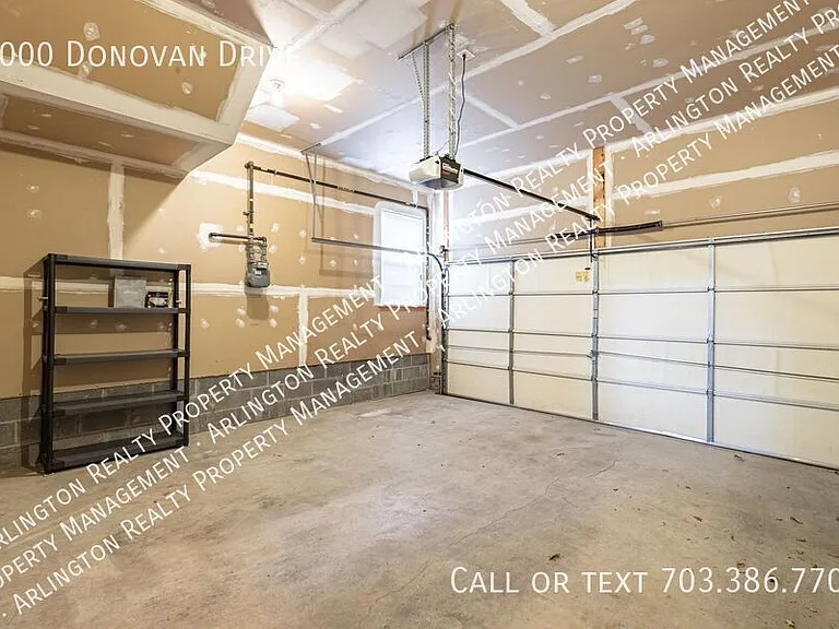 5000 Donovan Dr — Photo 9