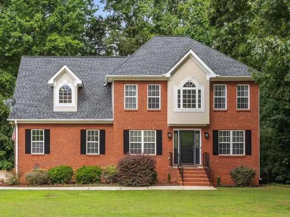 4137 Donna Ct, Ellenwood, GA 30294