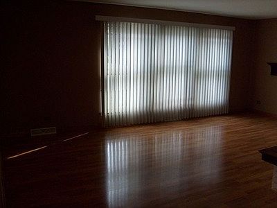 3rd image of 16506 Evans Ave