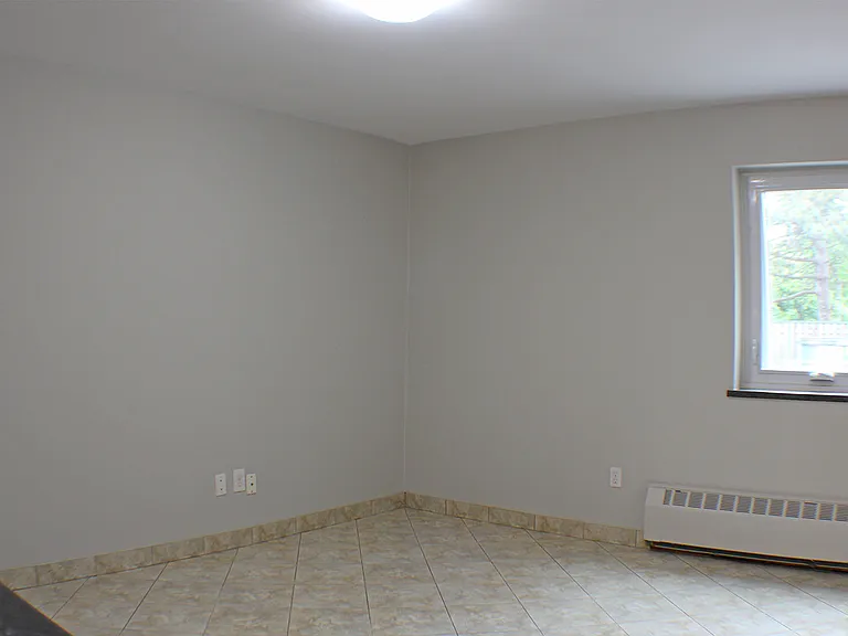 473 Linwell Rd — Photo 15