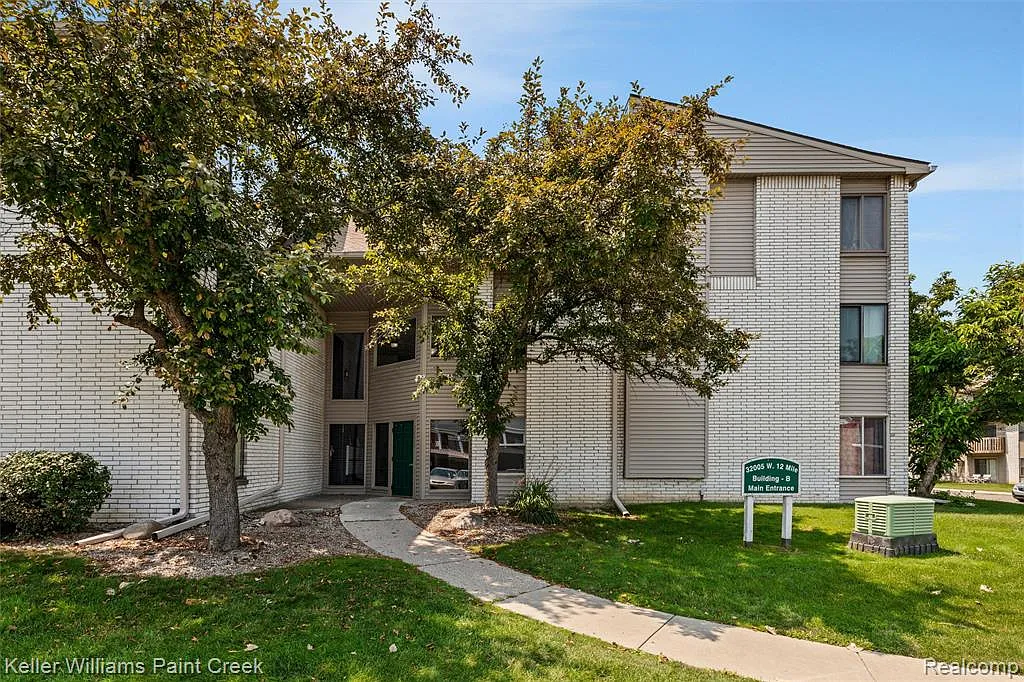 1 bed, 1.0 bath, 691 sqft, $1,100 — Photo 1