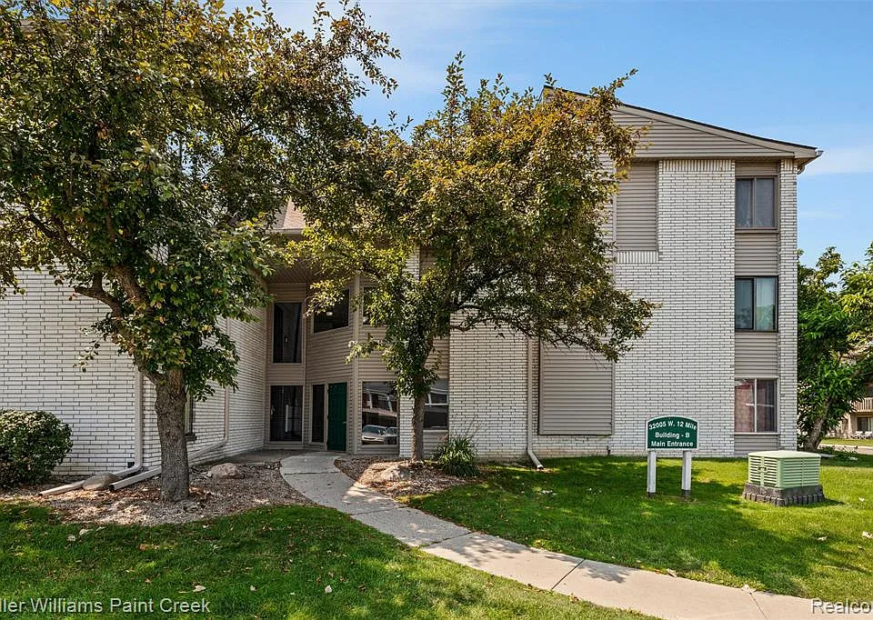 32005 W Twelve Mile Rd #205