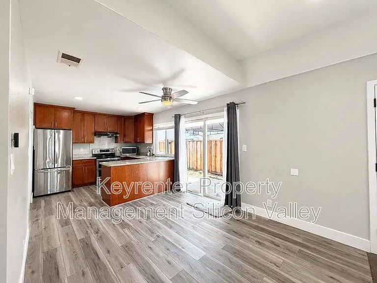 399 Don Basillo Way — Photo 5