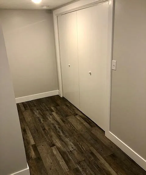 5398 S 2100 W — Photo 9