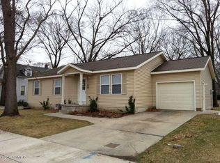 347 Roberts St, Muskegon, MI 49442