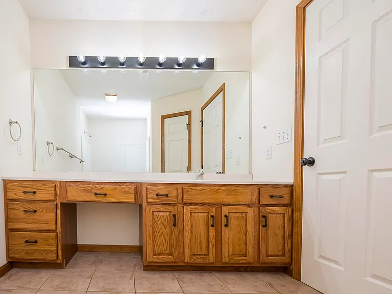 3600 Berkshire Ct — Photo 22