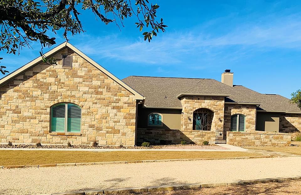 1st image of 2000 Saddlewood Blvd