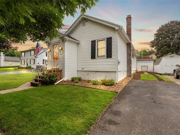 136 Erie St, Oswego, NY 13126