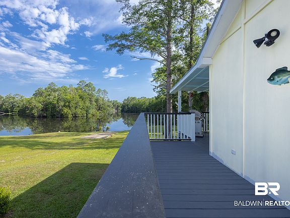 5th image of 17696 Wayburn Rd