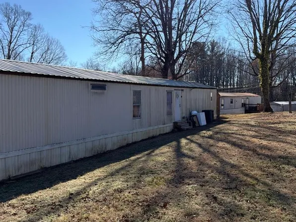 2350 Springlake Park #35, Granite Falls, NC 28630