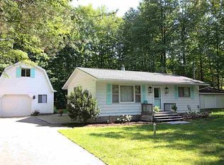 926 Kaypat Dr, Hope, MI 48628