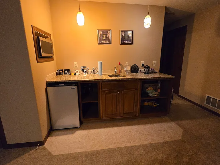 3 Bristol Dr — Photo 6
