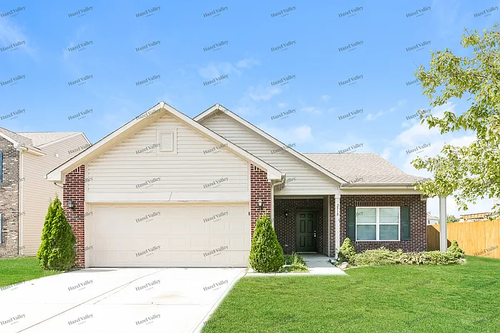 2518 Apple Tree Ln