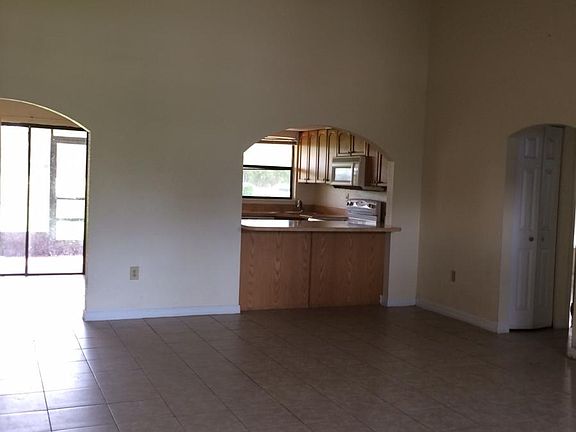 2nd image of 559 Bar Dr