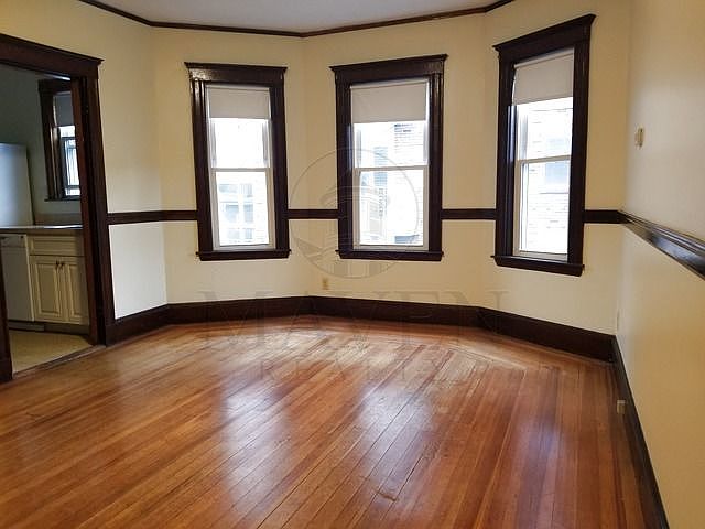 1st image of 66 Park St #1