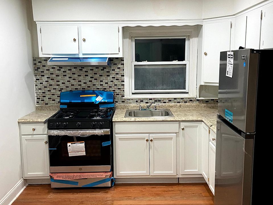 1st image of 19716 118th Ave Floor 2