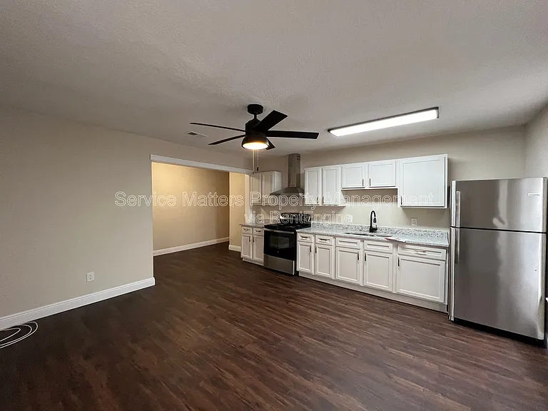 1106 Martin Luther King Dr #A — Photo 6
