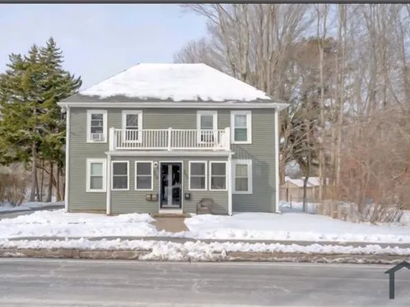 204 N Franklin St #204, Holbrook, MA 02343