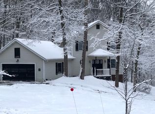 677 Oak Ridge Dr, Sidney, OH 45365