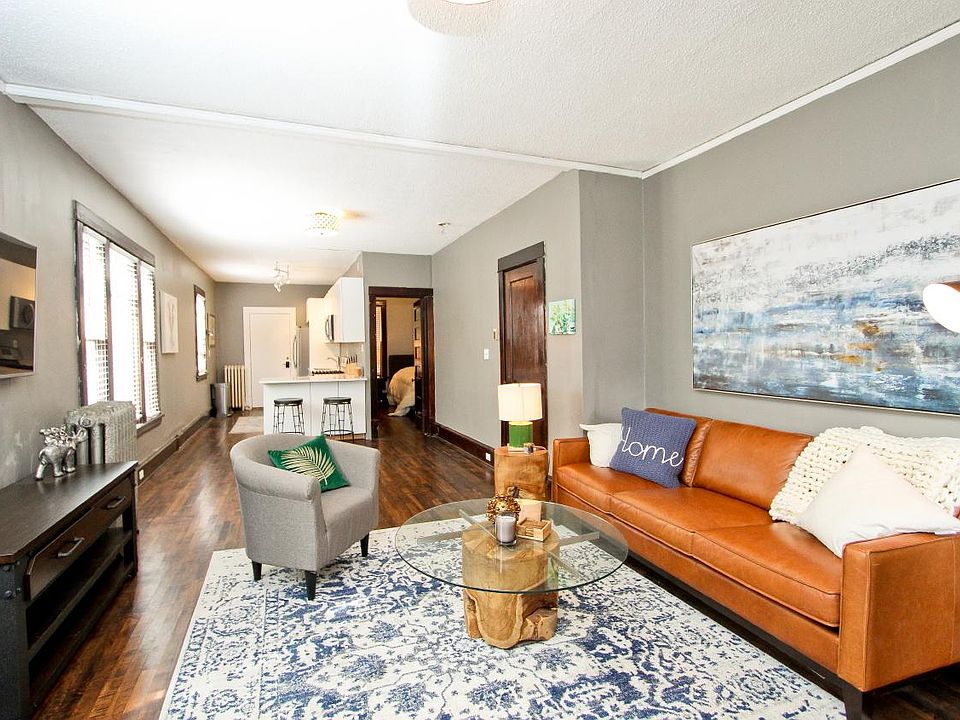 Second floor south facing unit. Lots of natural light!