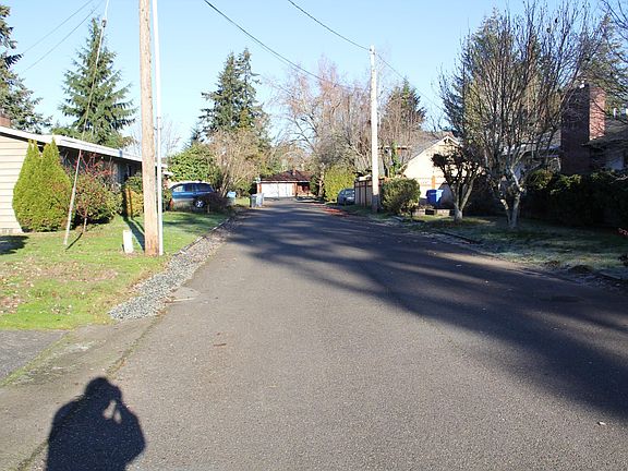 Nice quiet neighborhood!!