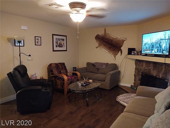 3rd image of 1505 Cedar Rock Ln Unit 101