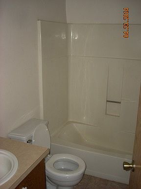 5th image of 10223 NE 13th Ave APT 2