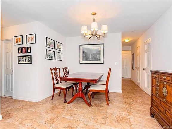 3rd image of 3215 Arlington Ave APT 5G