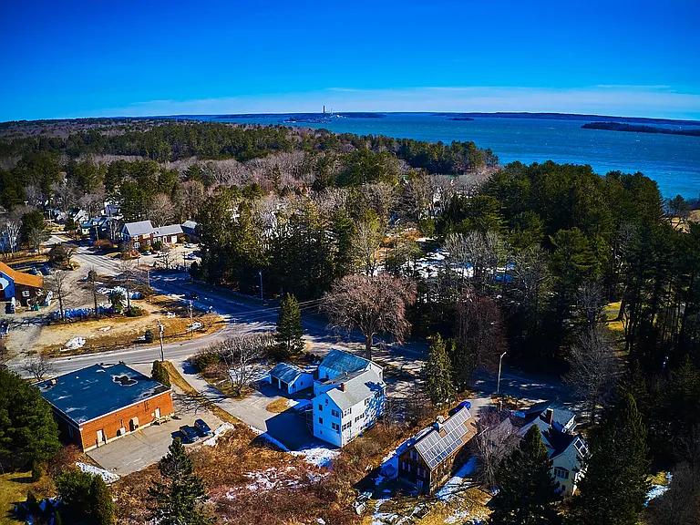 82 Foreside Rd #D — Photo 2