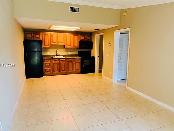 5th image of 7120 Southgate Blvd #7120
