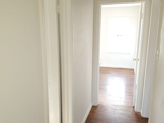 2nd image of 2761 Brentwood Dr
