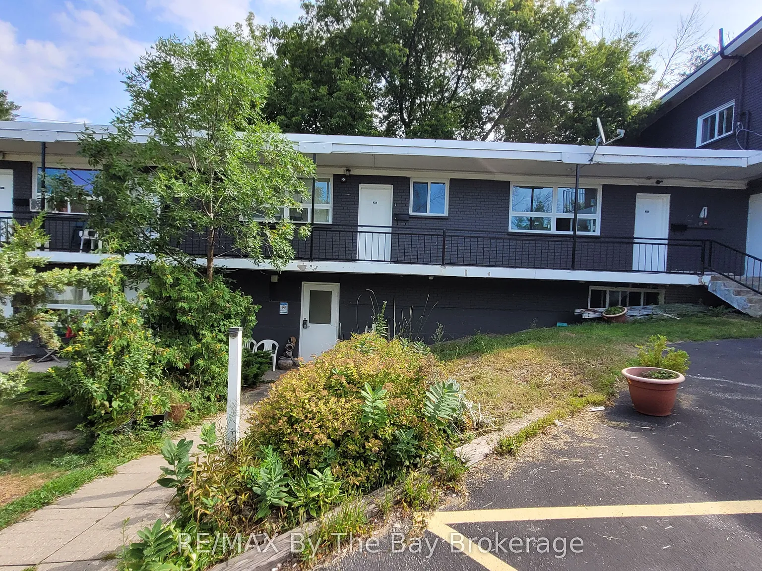 2 bed, $1,650 — Photo 1