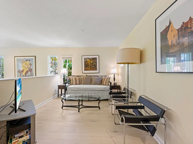 1043 Vintner Blvd — Photo 43