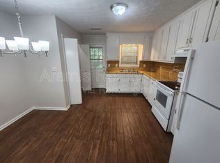 13 Fredda Ln, Cartersville, GA 30120