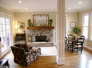 2637 Arbor Place Ct, Winston Salem, NC 27104