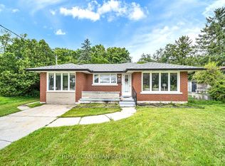 284 Cedar Cres, Cambridge, ON N1S 1X1