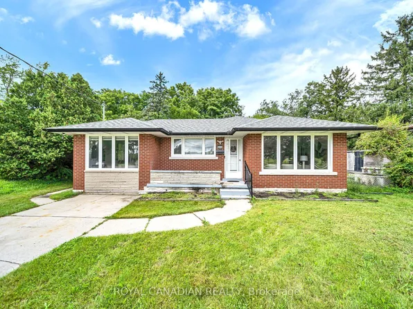 284 Cedar Cres, Cambridge, ON N1S 1X1