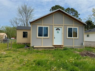 1021 S B St, Rogers, AR, 72756