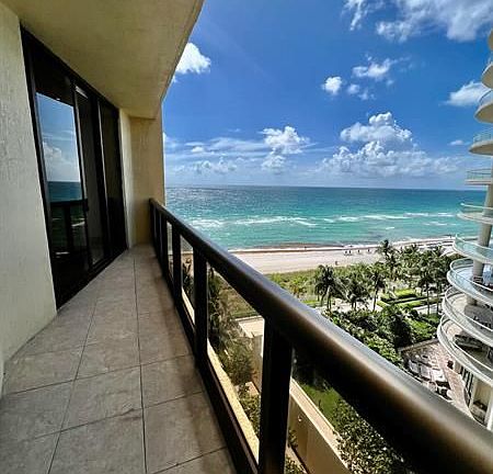 3rd image of 16275 Collins Ave APT 802