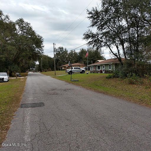 2nd image of 3912 E Berry St